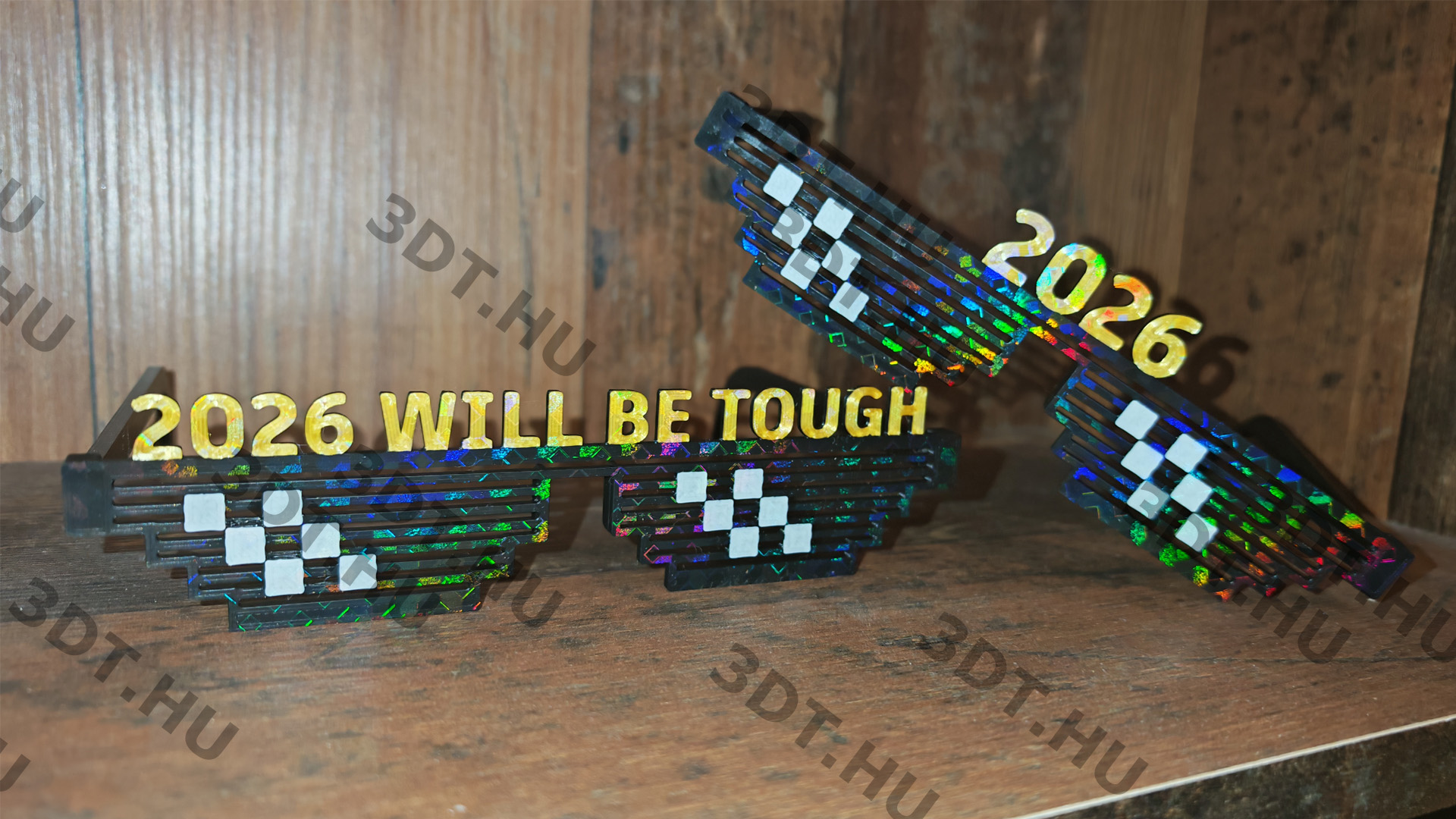 3D nyomtatott szilveszteri szemüveg