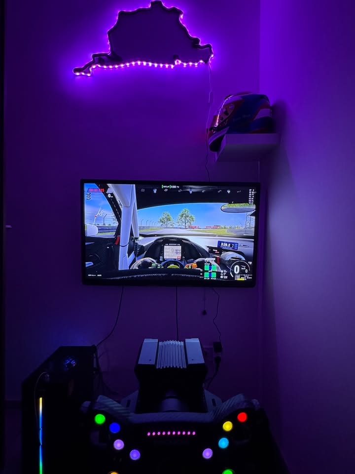 3D nyomtatott versenypálya LED világítással