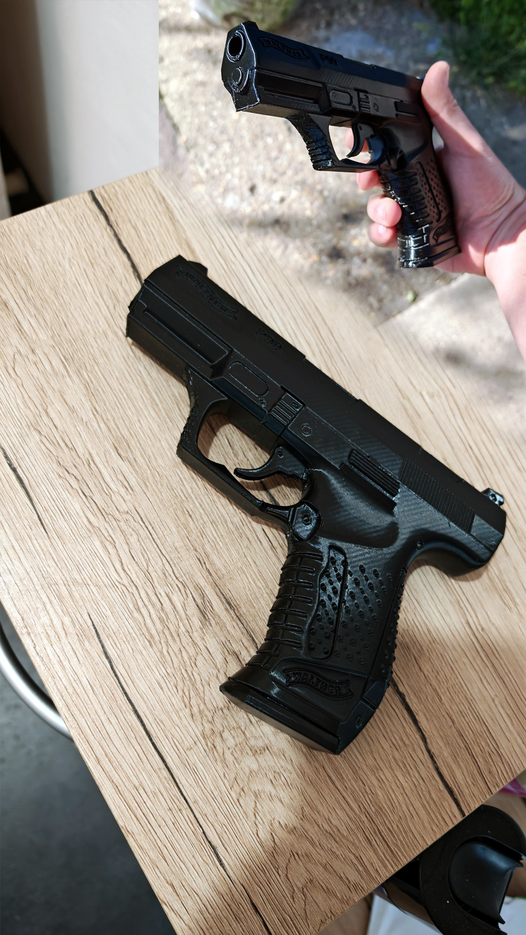 3D nyomtatott pisztoly alakú tárgy