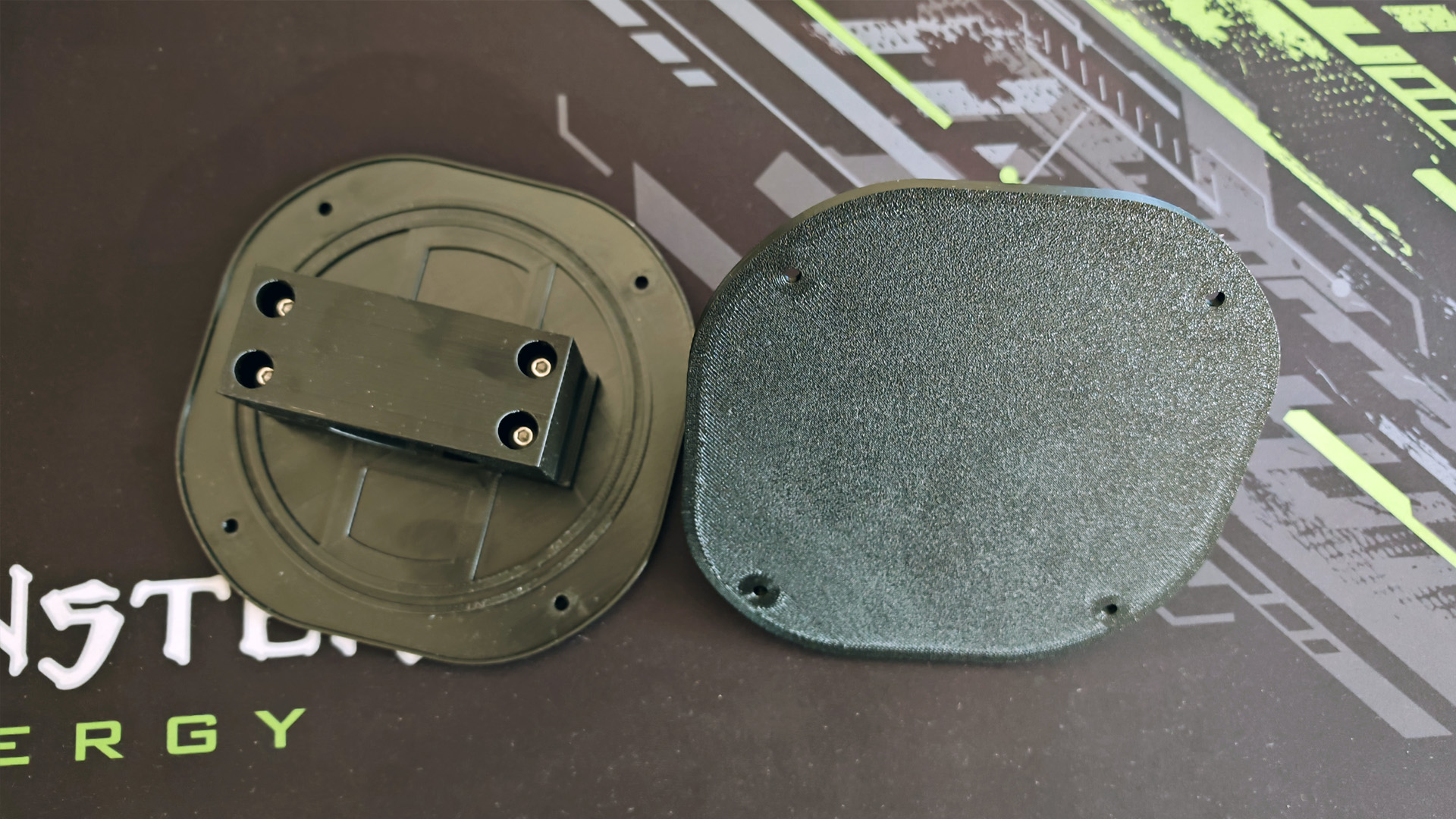 3D nyomtatott bass shaker tartó Playseat várzra egyedi igény alapján