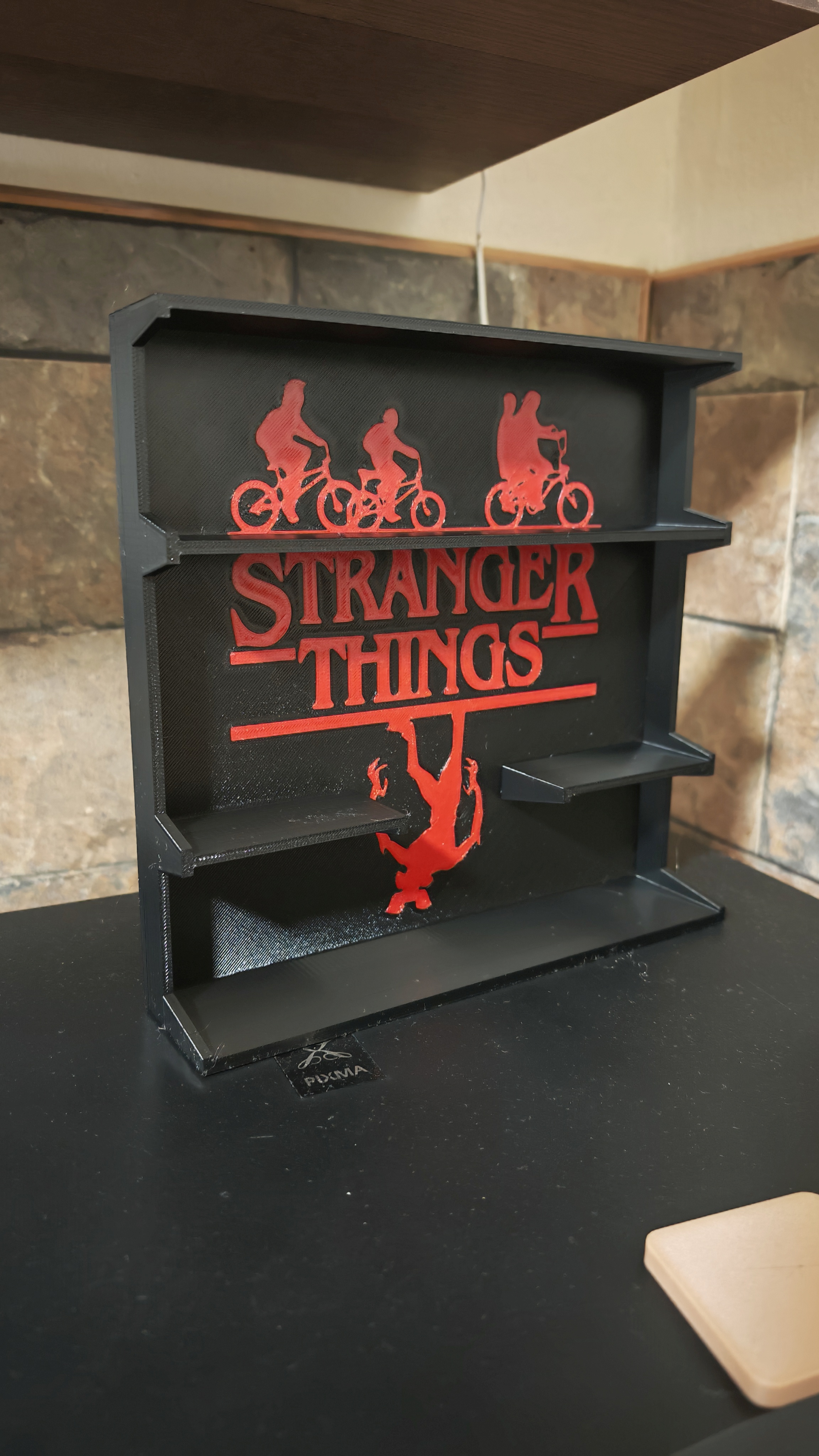 3D nyomtatott Stranger things figura tartó
