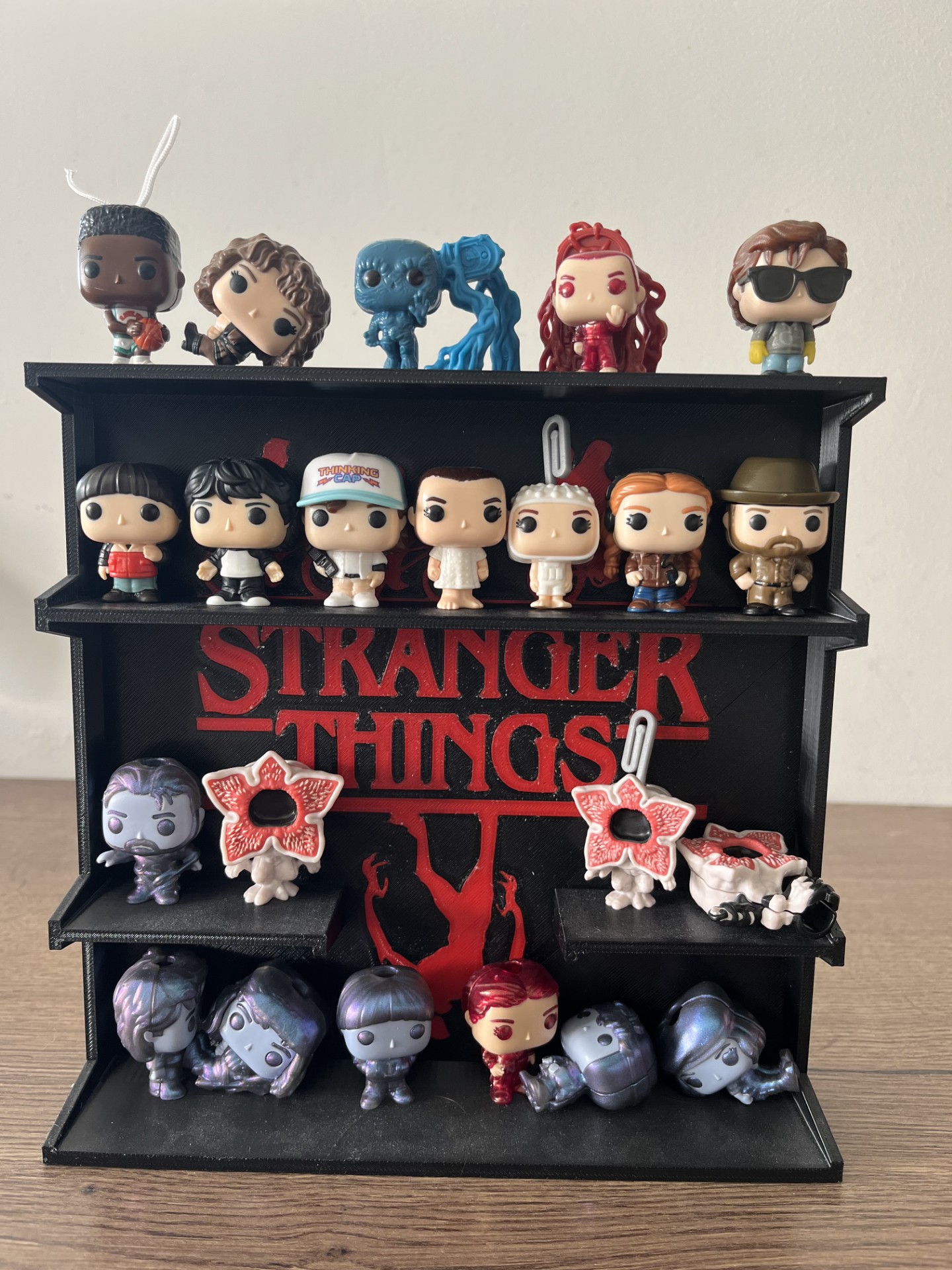 3D nyomtatott Stranger Things figura tartó